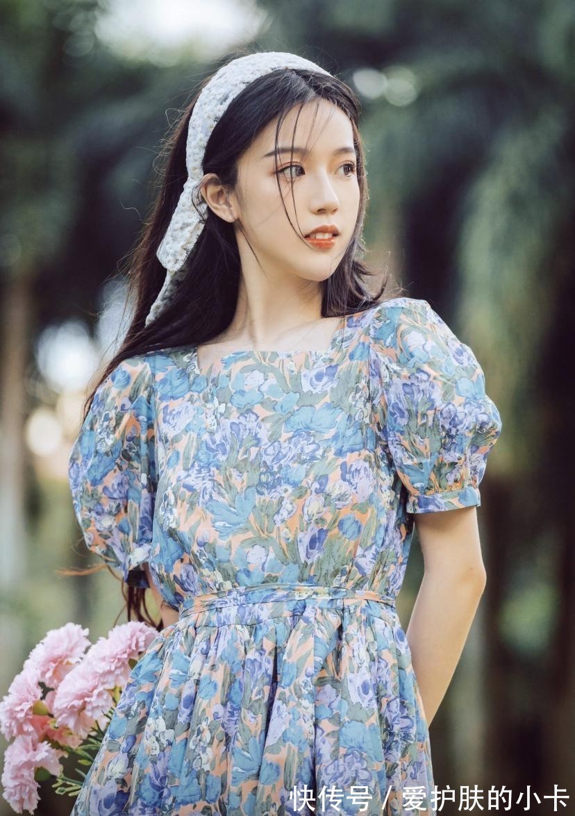 搭配|夏日甜酷风万能公式！明星都爱的时髦风格，普通人也能完美驾驭