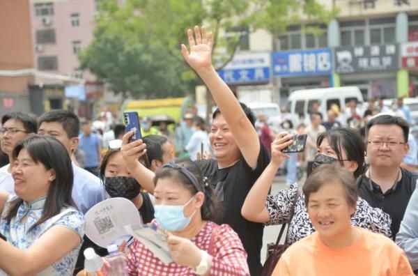 德州|加油，莘莘学子！直击高考首日，德州3.4万余考生考场逐梦