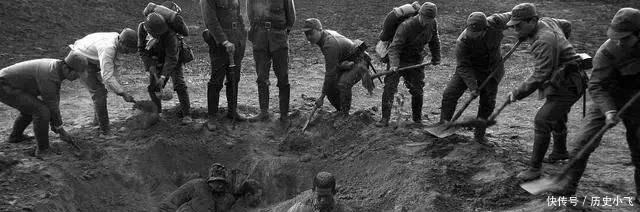 美国人|战争结束后，为何不能随便去翻战友的尸体！