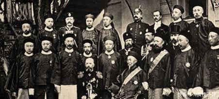 列强|虽然清政府软弱,但正是在签条约时坚持这一点,我国才能收回领土