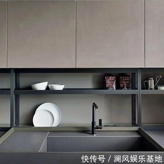 沥水|碗筷沥水还放水槽?搭配吊柜,设计师没说的妙招,太好用