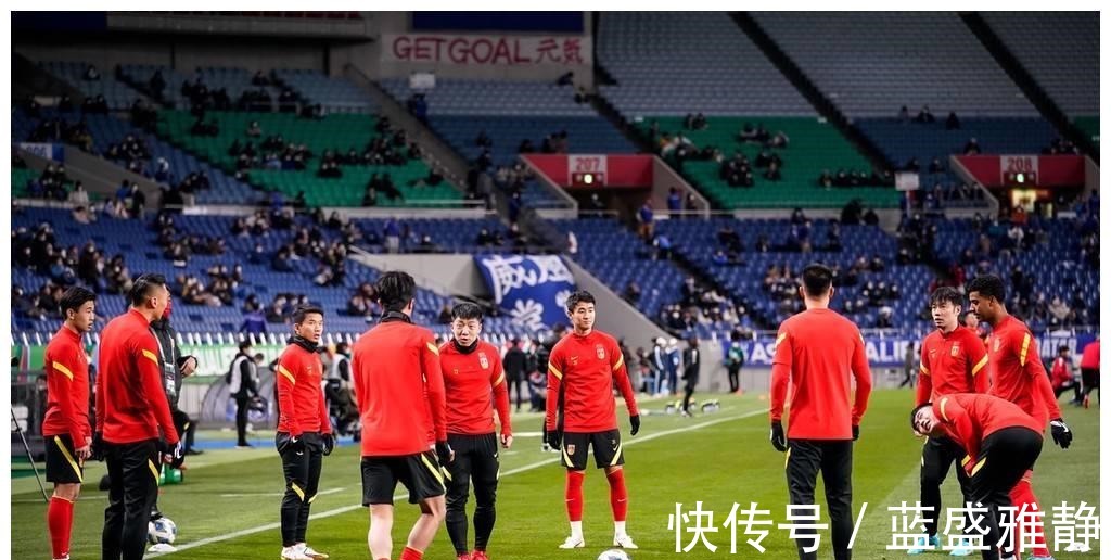 国足|董路解说国足0-2日本太煎熬了!看比赛很难受,想台词儿更难!