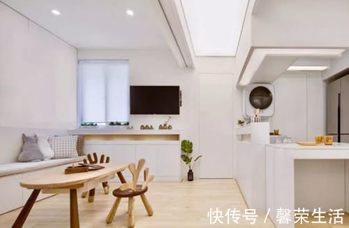 主卧室|榻榻米主卧室，客厅储物柜装可折叠床，这套70㎡二手房装修真实用！