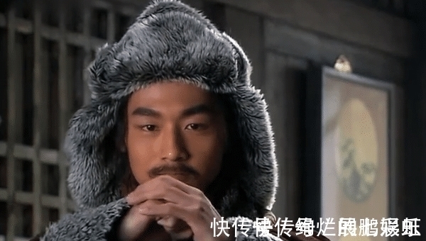 林冲&此人手持黄金双锏,击败豹子头林冲,生擒四位梁山猛将