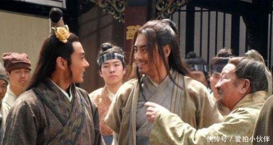 张青|武松去飞云浦前, 施恩只送来一个烧鹅, 为何却让武松落泪!