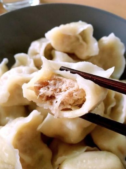 冬吃萝卜夏吃姜|做萝卜肉馅的饺子时,记住这1个技巧,萝卜味美不出水