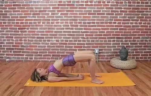 双腿|无深蹲不翘臀躺着也能虐臀6个动作,特别是膝盖不好体力弱的人