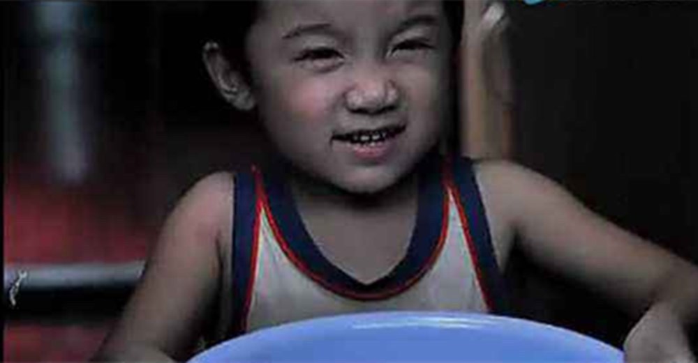 曾奇峰|爸爸感冒打吊瓶,女儿陪护险些哭晕,网友羡慕别人家的“貂皮”