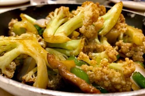入味|炒花菜，过油还是焯水？都错了，教你一招，花菜香香脆脆很入味