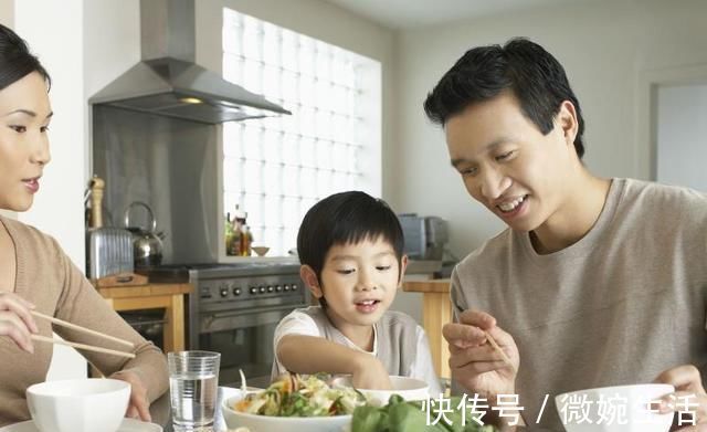 助手|要想孩子长得高，远离三个“身高杀手”，确保四个“身高助手”！