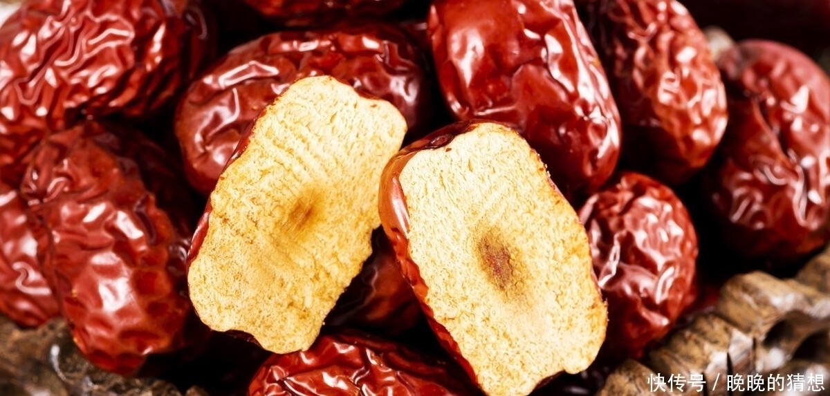 买红枣时不是越亮越好,3个挑选小技巧,买到的枣子香甜无硫磺
