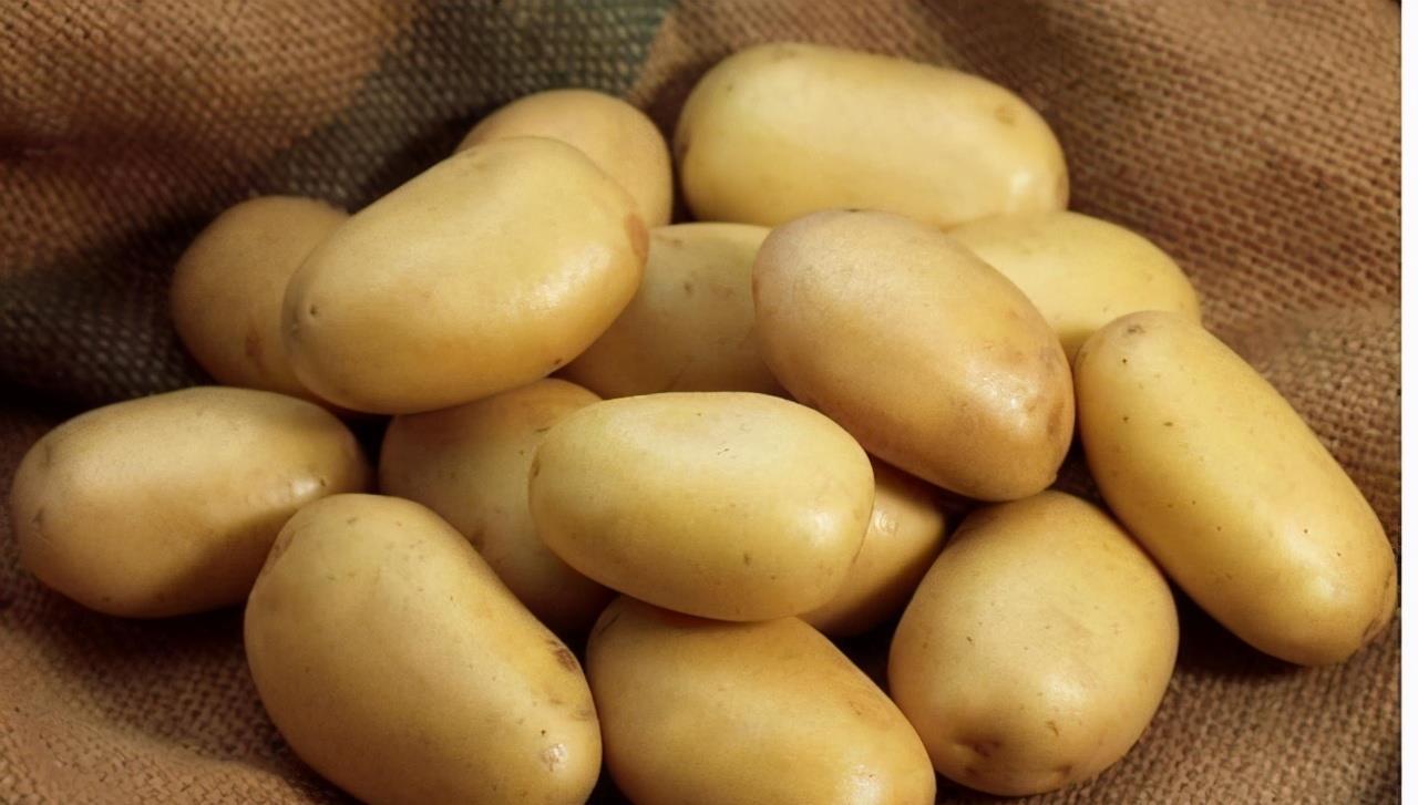 月经走后7天,是“减肥黄金期”!3种东西放开吃,体重悄悄降