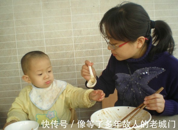 医生|睡前奶不喝,晚饭不吃肉儿科医生家长别让3个习惯继续坑娃了