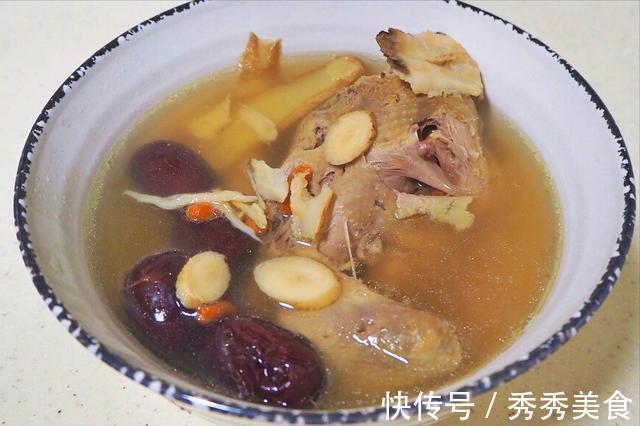 九鸡|一鸽胜九鸡，炖鸽子汤不能焯水，牢记2招，肉嫩汤鲜，营养不流失
