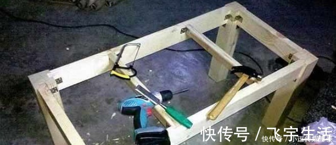 木材|成本300块打造的实木茶台, 邻居参观都说不可能!