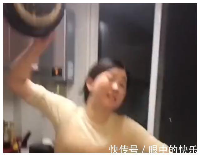 妈妈|浙江男孩叫妈妈开“微型家长会”,妈妈一脸疑惑,听懂后瞬间暴怒