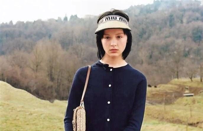 时髦|“全副美装”时髦向着阳光沙滩