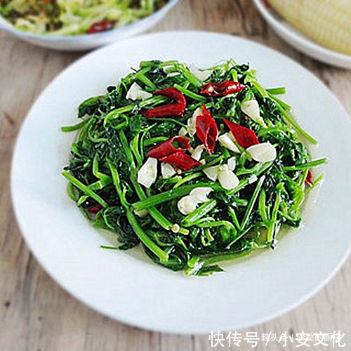 豌豆尖|少吃肉多吃此菜,5块钱1斤,排毒养肝,改善视力,熬夜者多吃好