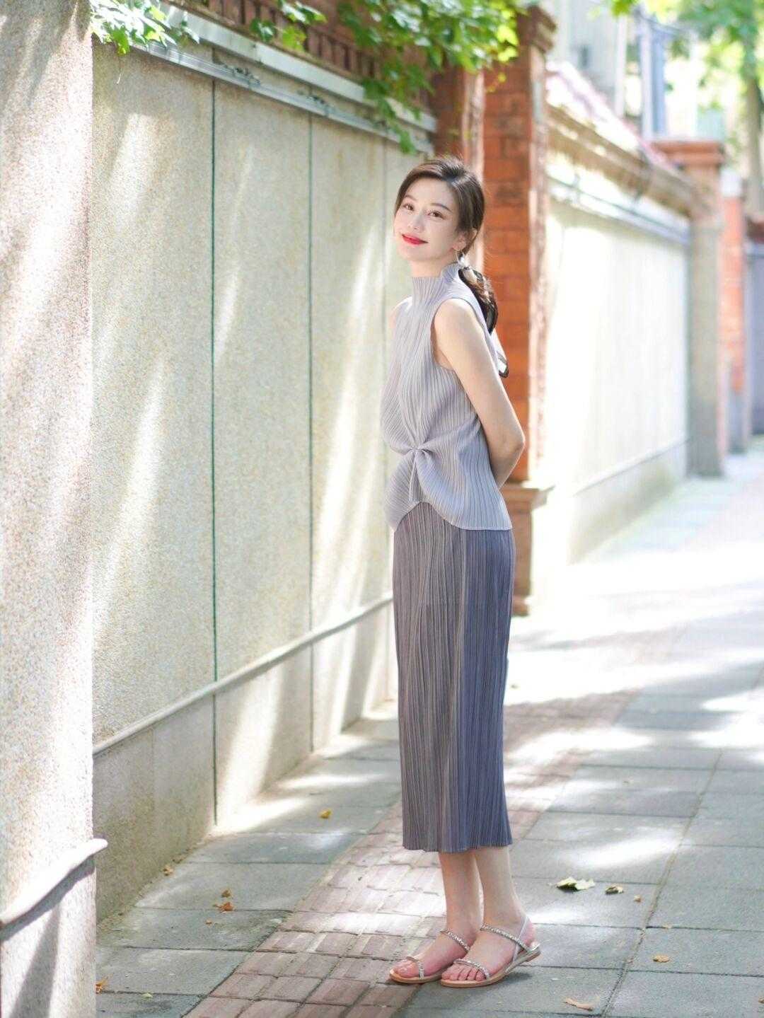 气质|既成熟优雅,又气质,这样的通勤穿搭更好看