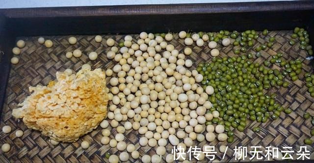 牛奶|入秋后，多给家人喝这汤，比牛奶好喝比豆浆营养，去火润燥效果好！