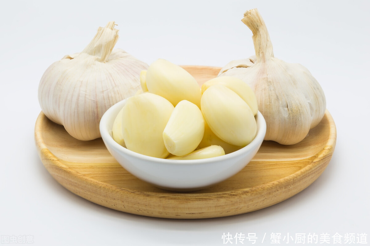 原汁原味|油麦菜怎么做好吃?教你2种技巧和再下4种调料,做出锅比肉还鲜