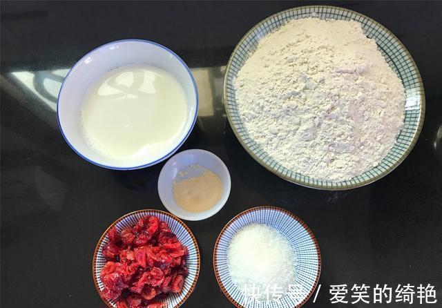 蔓越莓干|花卷新做法,比面包简单,比包子好吃,香甜松软,出锅孩子抢着吃