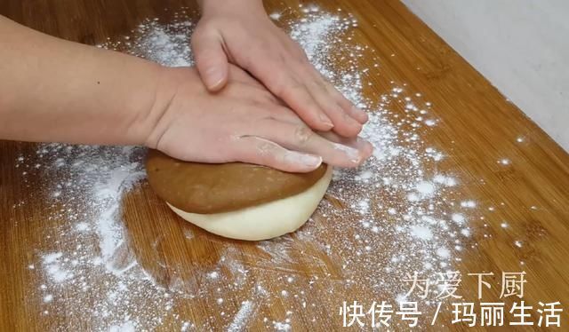 自制|自制麻花的做法,大厨教你详细步骤,香酥又掉渣,出锅孩子抢着吃