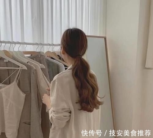 女生别再披头散发了,2020年流行这4种扎发,不挑脸型,谁扎谁美