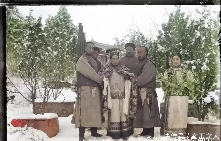 花园|慈禧太后后宫花园赏雪,珍贵老照片被爆