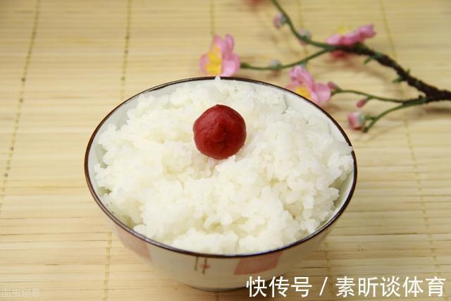 赘肉|减肥不能吃花生?营养师提醒:若不想腰上长赘肉,少吃这5种食物