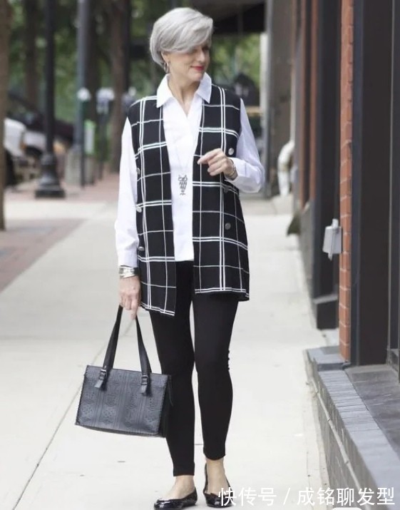 单品|头发花白的外国“胖大妈”不服老，精致高级养眼，比年轻人还时髦