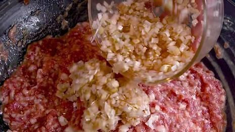 花椒粒|爱吃“饺子”的人有福了，饺子馆大厨，传授拌馅“秘方”，太香了