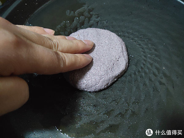  营养丰富的血糯米久煮不糯？简单几个步骤我把它做成了饼