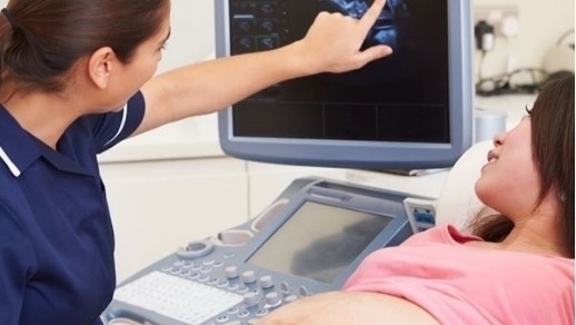 胎儿|孕妇错把胎儿求救信号当做调皮,胎儿剖出来时,傻眼了