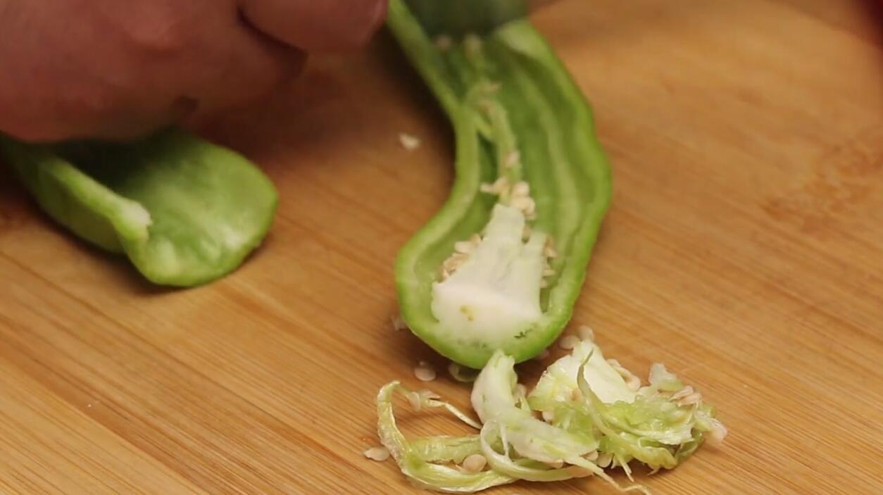 最简单的家常菜花菜炒肉,简单炒一炒,清脆爽口,天天都想吃