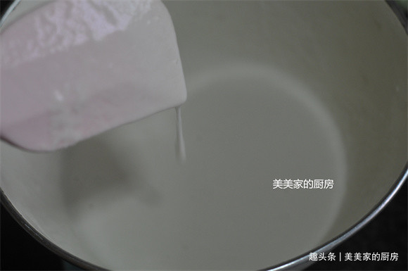 天热，孩子爱上了此早餐，一口下去满嘴生津，五分钟上桌超省事