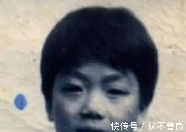刘强东|一组刘强东年轻时的老照片，看得让人心疼，网友难怪会成功