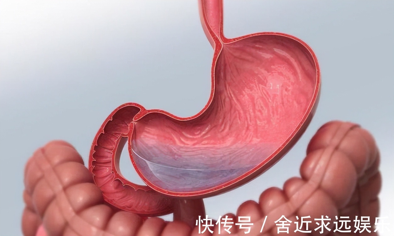 苹果|晚上吃苹果容易伤胃医生建议到了晚上，这4种食物尽量少吃