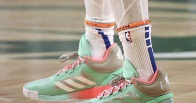 bruce 球星上脚|巴特勒上脚新配色!塔图姆这双骚气!