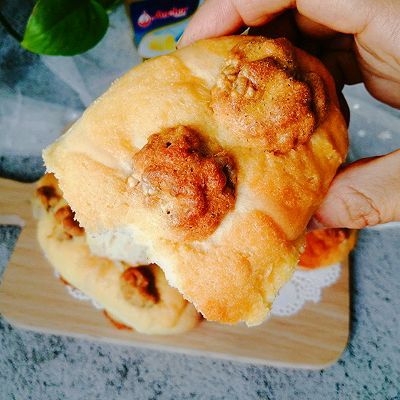 墨西哥酱核桃奶酪面包