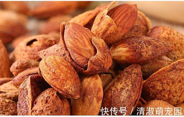 藕粉|建议儿女,这6种零食多给父母买一些,好吃不贵,对身体好