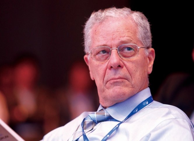 中国天眼向全球开放，诺奖得主乔治·斯穆特三世：我会考虑申请FAST观测项目