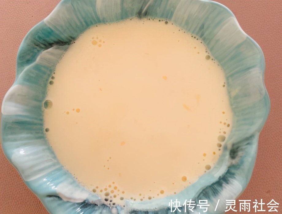 牛奶|鸡蛋和牛奶是天生一对，隔三差五给孩子吃，香甜嫩滑，营养易吸收