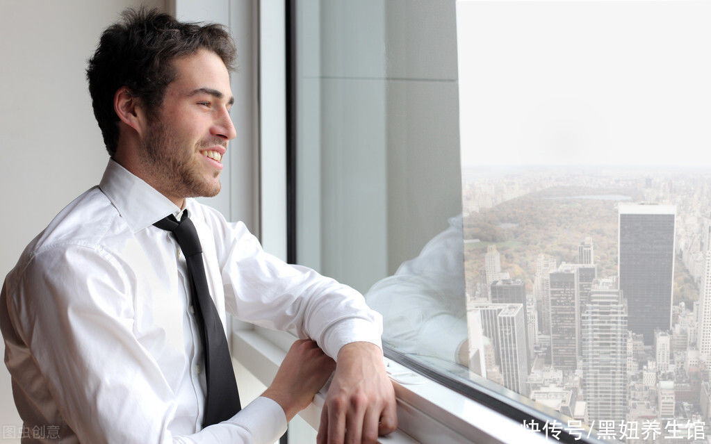 维生素眼睛是心灵的窗户，防止用眼过度，拒绝眼睛疲劳