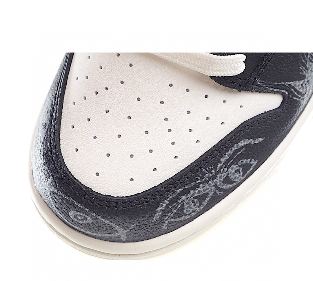 Nike Dunk SB Low 万圣节 黑白橙 夜光