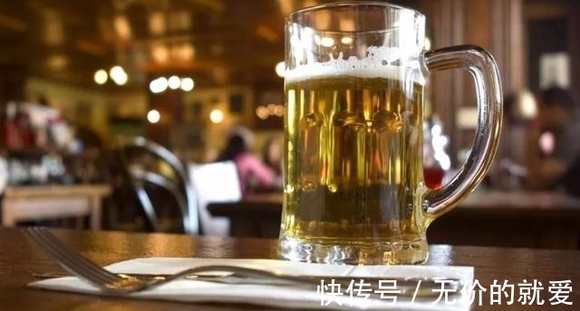 黄叶|淘米水、果皮水、啤酒,处理好养绿萝,黄叶烂根困扰全没了