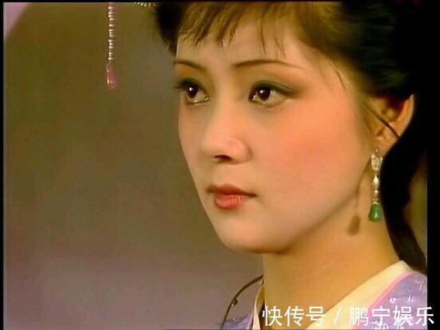 宝玉!贾宝玉为何不喜欢薛宝钗林黛玉有三个优点,她始终做不到