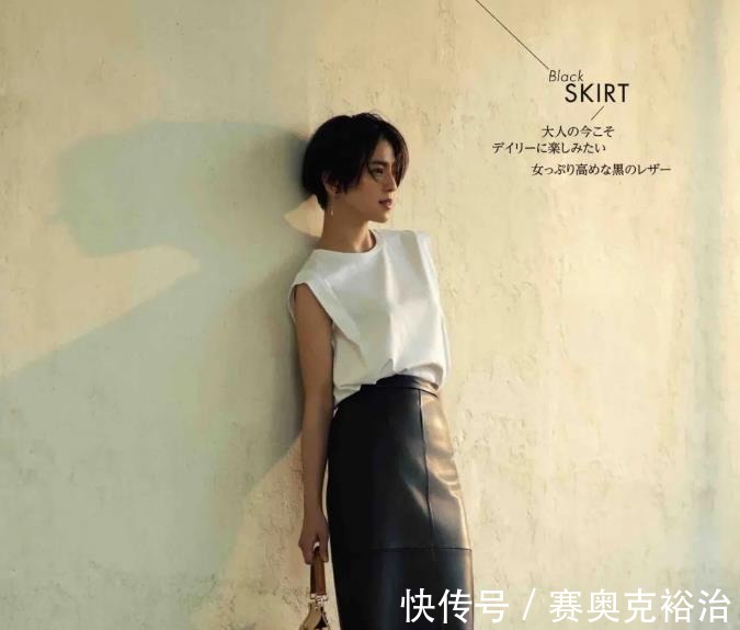 晒照|早秋气质穿搭,40岁女人学着这样搭配,简单,更有魅力