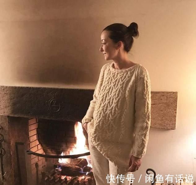 大妈感 被60岁日本主妇惊艳了,靠黑白穿搭摆脱“大妈感”,低调却很高级