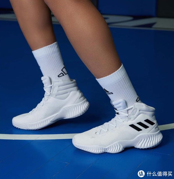 篮球鞋 300元预算买阿迪达斯——特价男款运动鞋推荐（一）